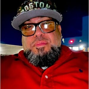 Meet your Posher, José